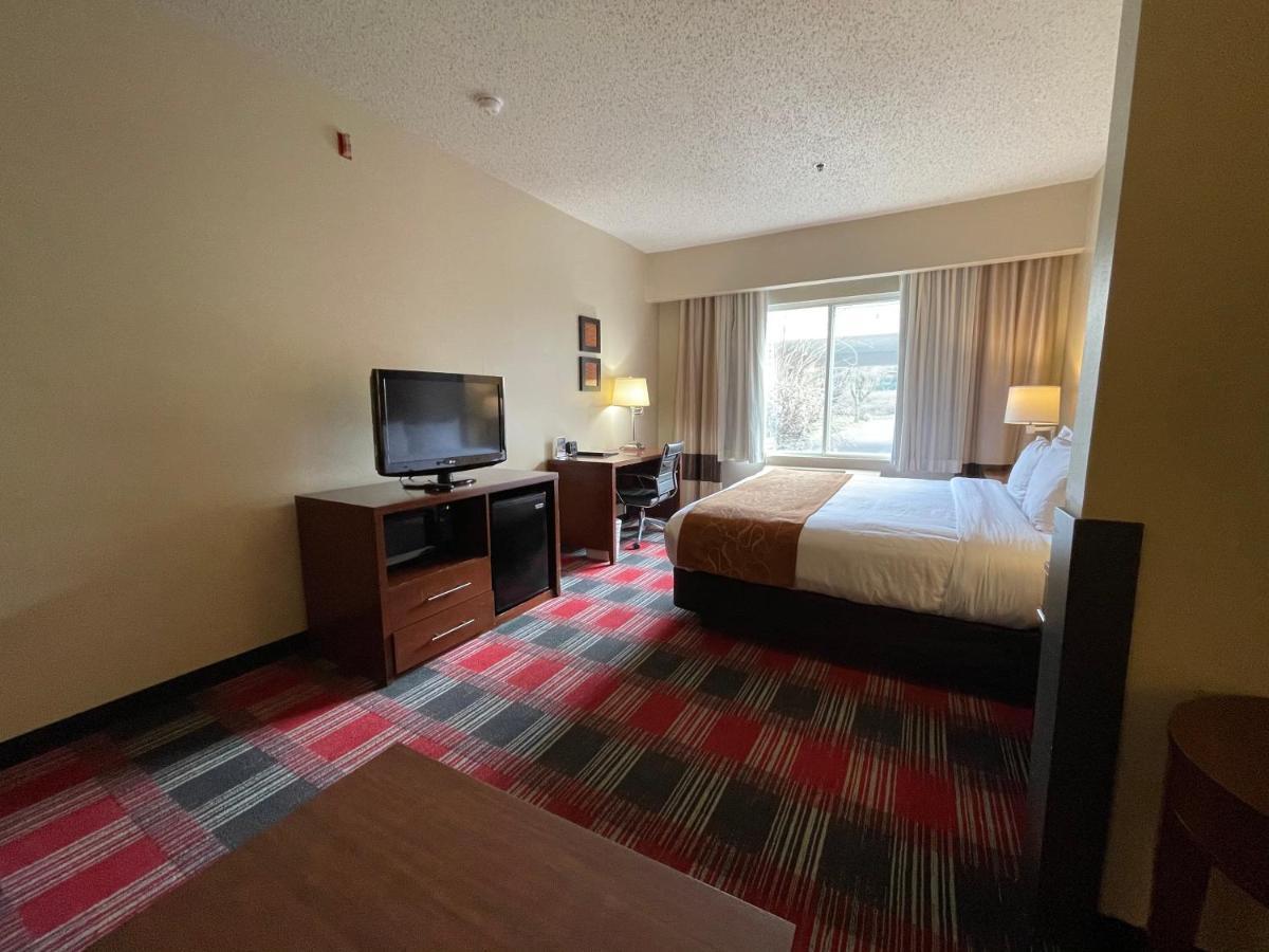 Comfort Suites Near Vancouver Mall Екстер'єр фото