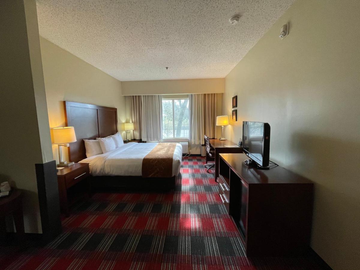 Comfort Suites Near Vancouver Mall Екстер'єр фото