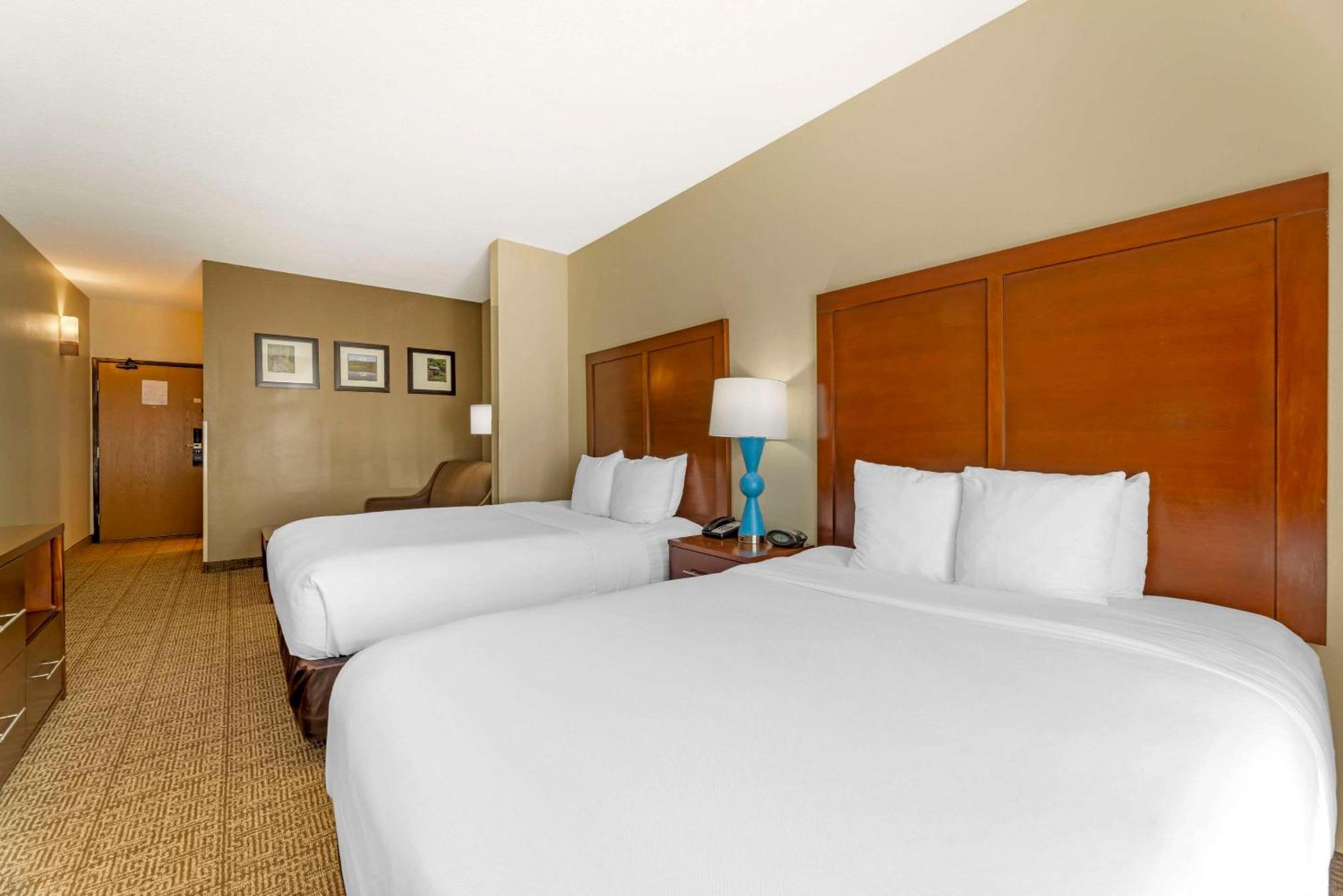 Comfort Suites Near Vancouver Mall Екстер'єр фото