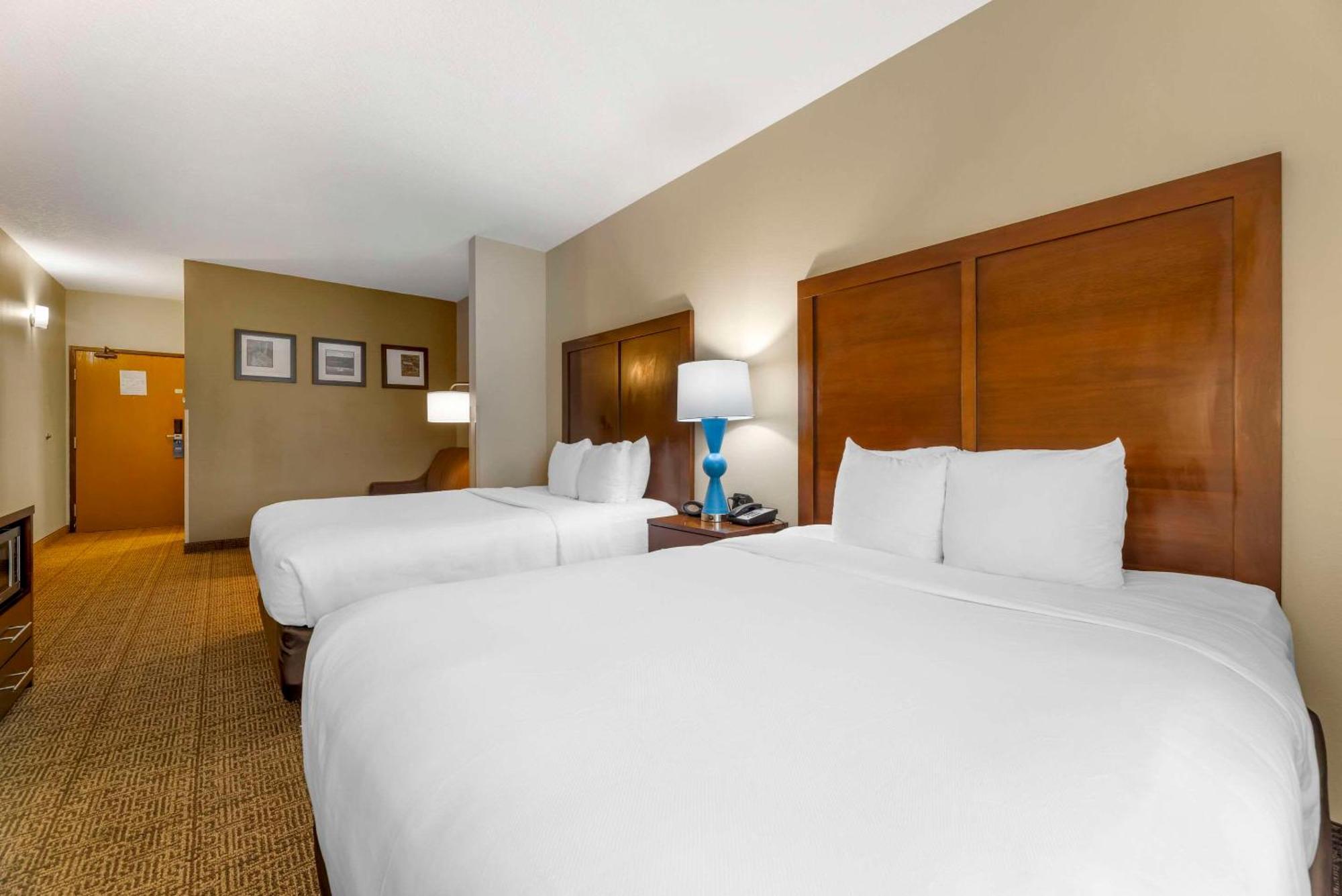Comfort Suites Near Vancouver Mall Екстер'єр фото