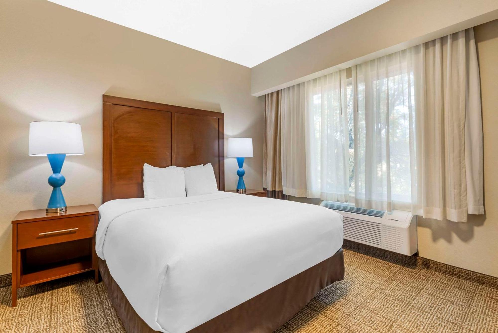 Comfort Suites Near Vancouver Mall Екстер'єр фото